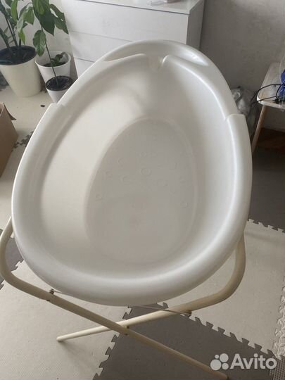 Ванночка с подставкой