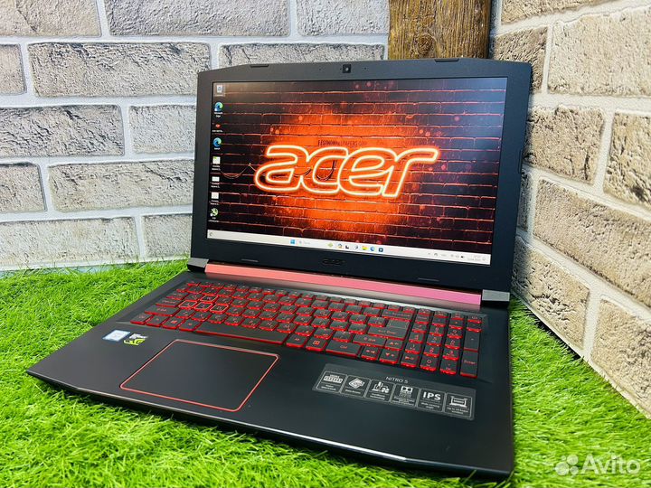 Игровой Acer i5-7300HQ/GTX1050 4Gb/12/SSD+HDD