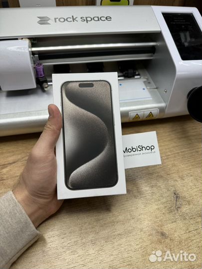 iPhone 15 Pro, 256 ГБ