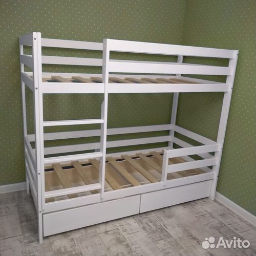 Кровать двухъярусная 