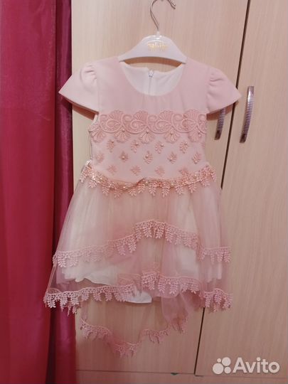 Платье праздничное для девочки