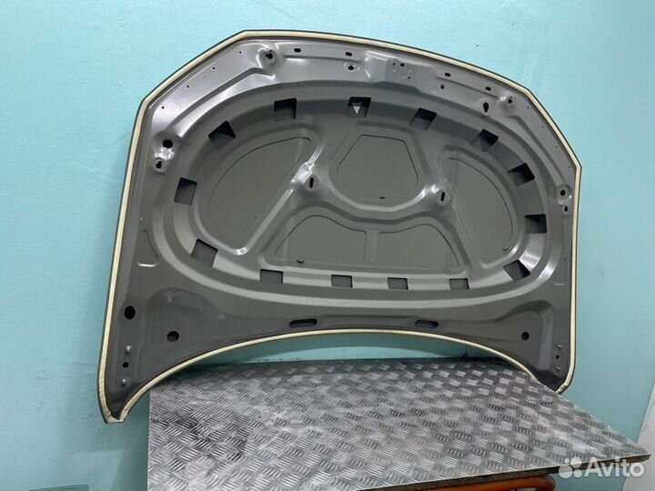 Капот Volkswagen Polo 20-Г