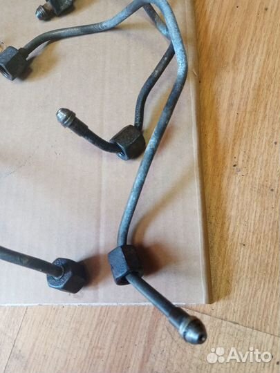 Тойота Карина Е 2л 2С-Т трубки тнвд