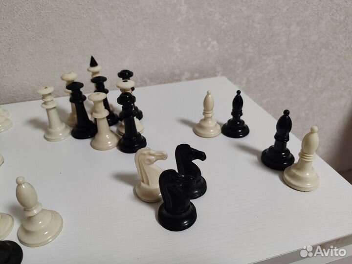 Шахматные фигуры на добор