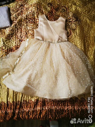 Нарядное платье для девочки