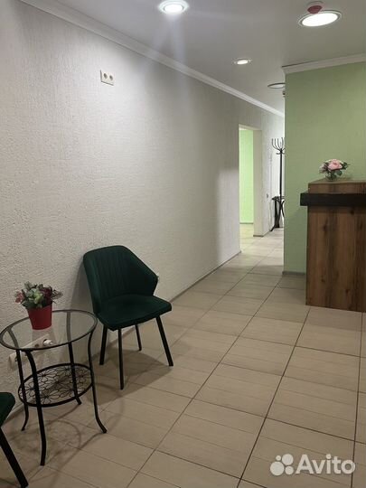 Аренда места парикмахера и мастера маникюра