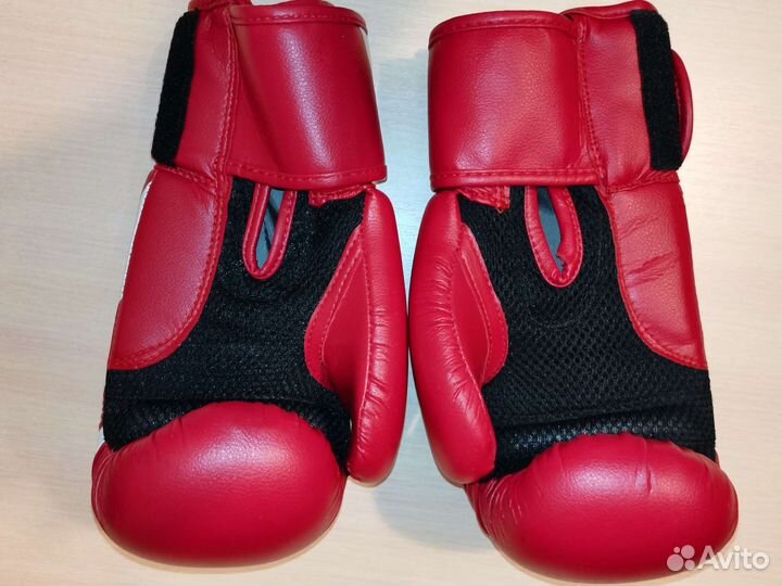 Перчатки боксерские Insane mars, пу, красный, 8 oz