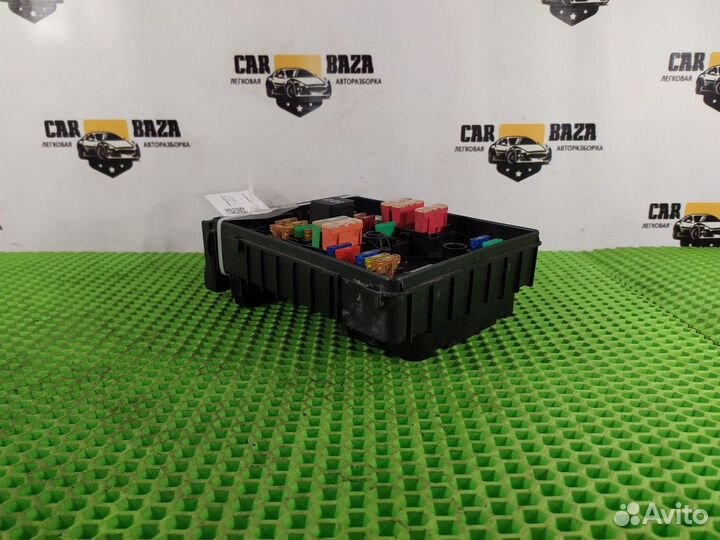 Блок предохранителей