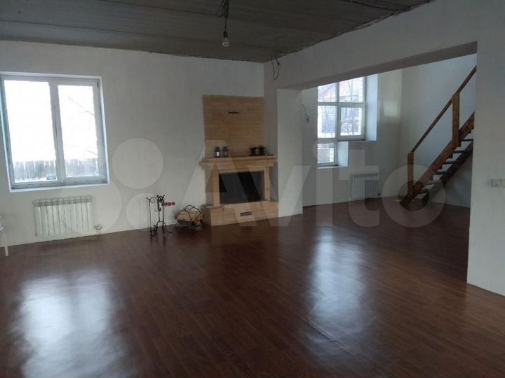 Коттедж 345 м² на участке 16,7 сот.