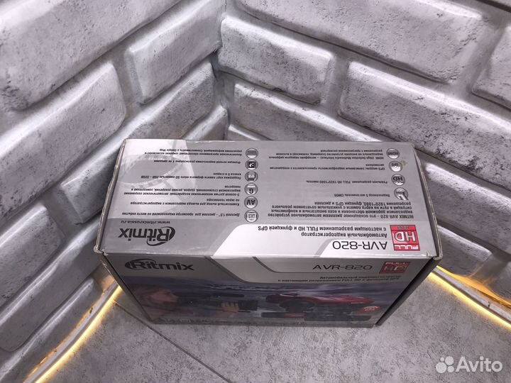 Видеорегистратор Ritmix AVR-820