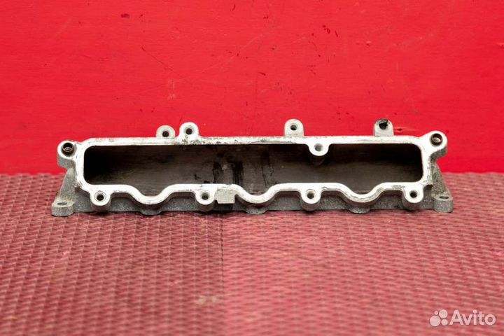 Коллектор впускной левый Toyota Land Cruiser 200