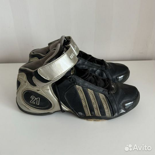 Кроссовки для баскетбола adidas duncan 44