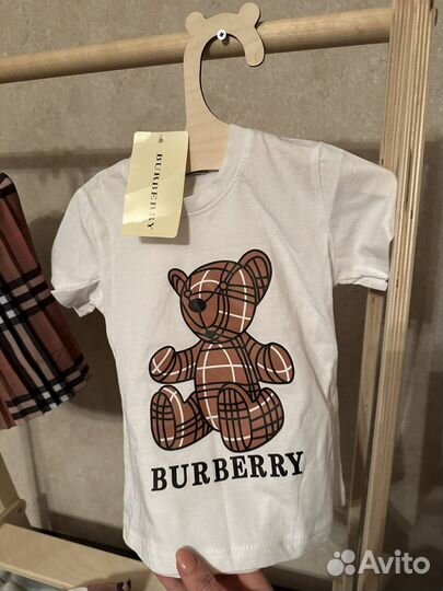 Комплект на девочку burberry