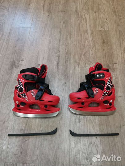 Продаются коньки, детские, с регулировкой размера