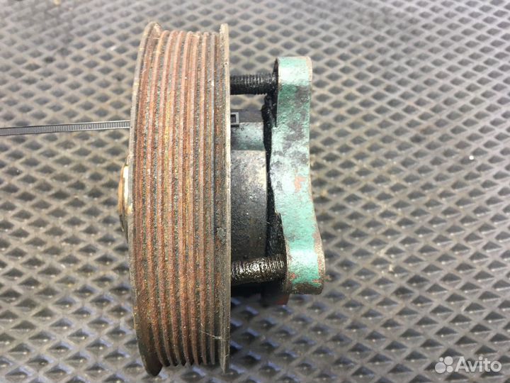 Кронштейн вискомуфты (термомуфты)