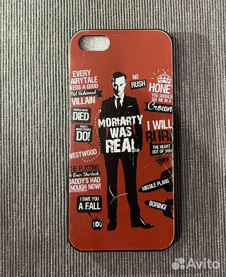 Чехол на iPhone 5s