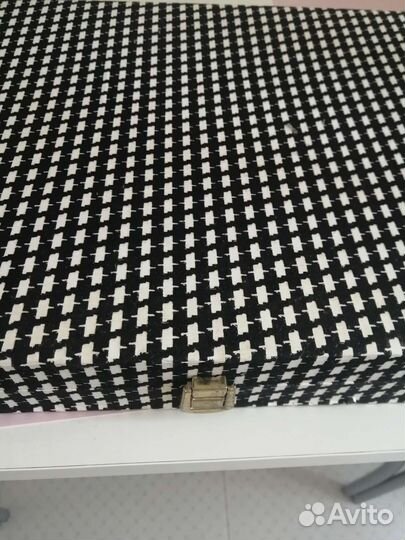 Набор столовых приборов на 12 персон