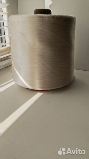Нить в бобинах шелковая