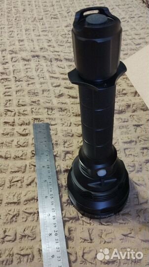 Тактический фонарь SP70