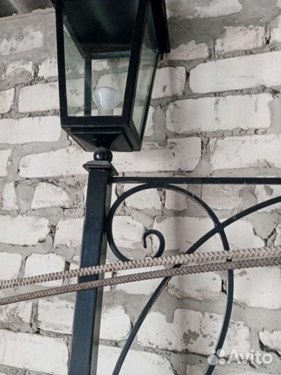 Кованый фонарь