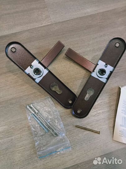 Ручка дверная входная