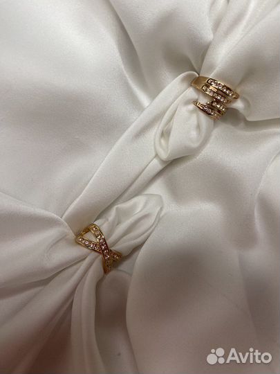 Кольцо женское под золото (бижутерия)