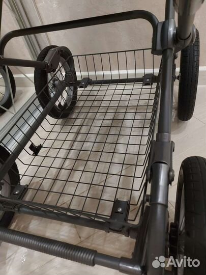 Коляска Inglesina Sofia шасси Ergo Bike