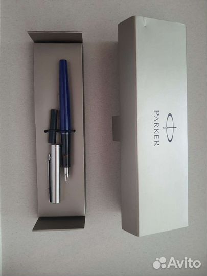 Перьевая ручка parker