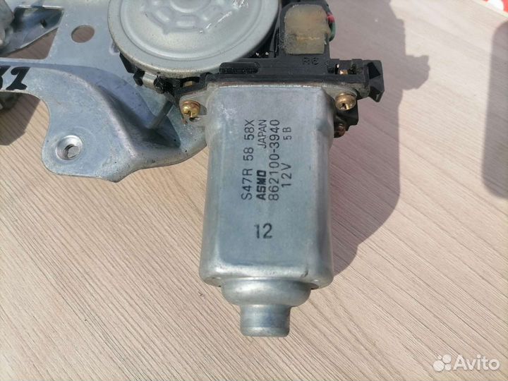 Эсп передний правый Nissan Vanette SK82 SK22