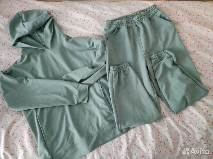 Спортивный костюм женский