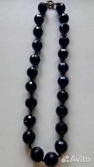 Бижутерия: бусы, серьги, ожерелье