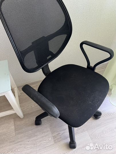 Компьютерное кресло