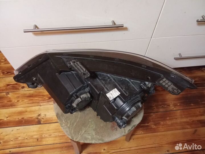 Фара правая киа соренто с 12 по 21 год 92102-2Р550