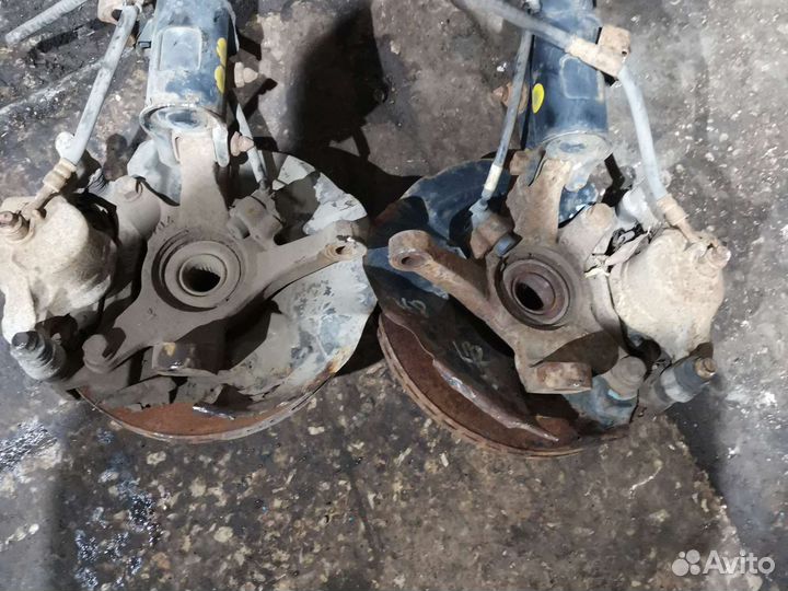 Поворотный кулак Правый с ступицей Hyunday Getz