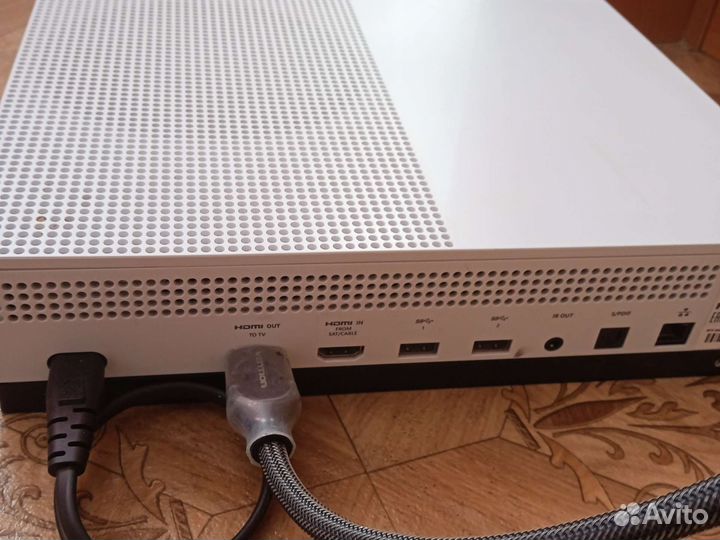 Xbox one s 1tb с играми