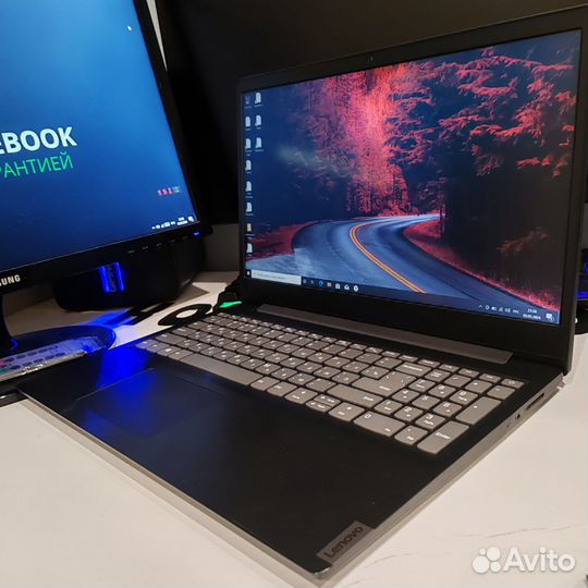 Мощный ноутбук lenovo SSD 3.1GHZ full HD