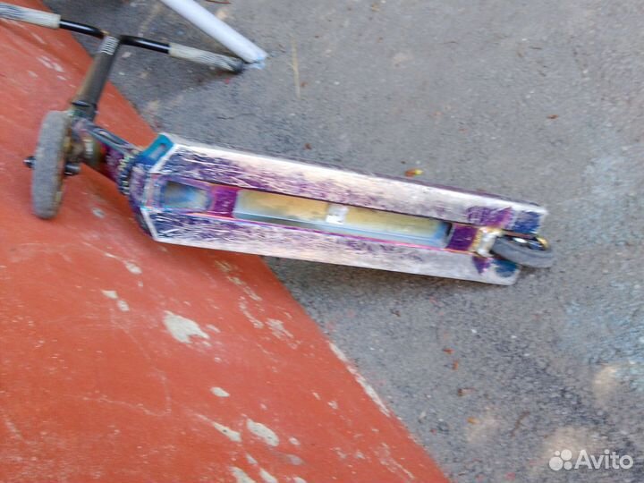 Трюковой самокат стрит