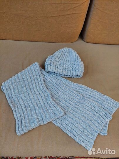 Комплект женский, шапка и шарф