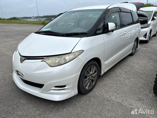 Ролик раздвижной двери задний правый Toyota Estima