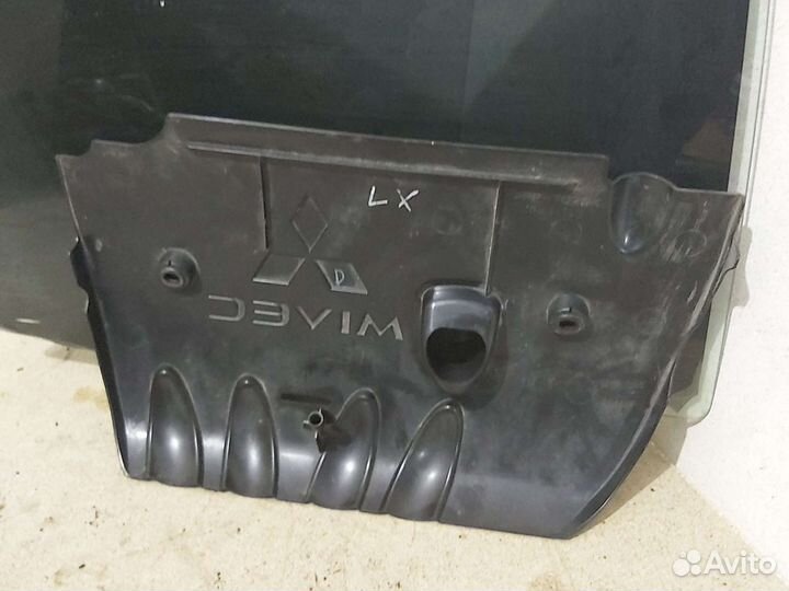 Крышка двигателя Mitsubishi Lancer 10