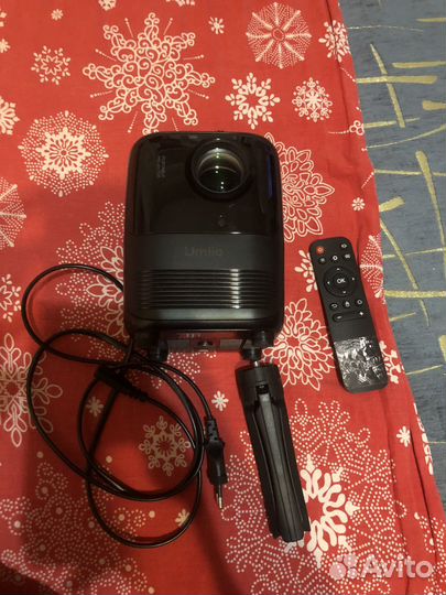 Проектор umiio