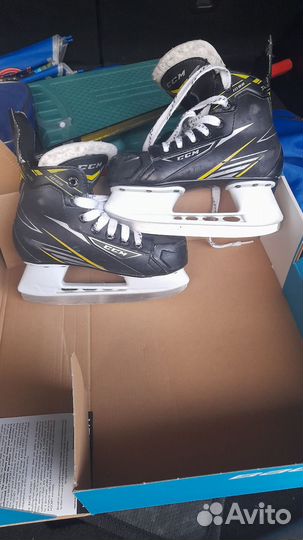 Продам коньки