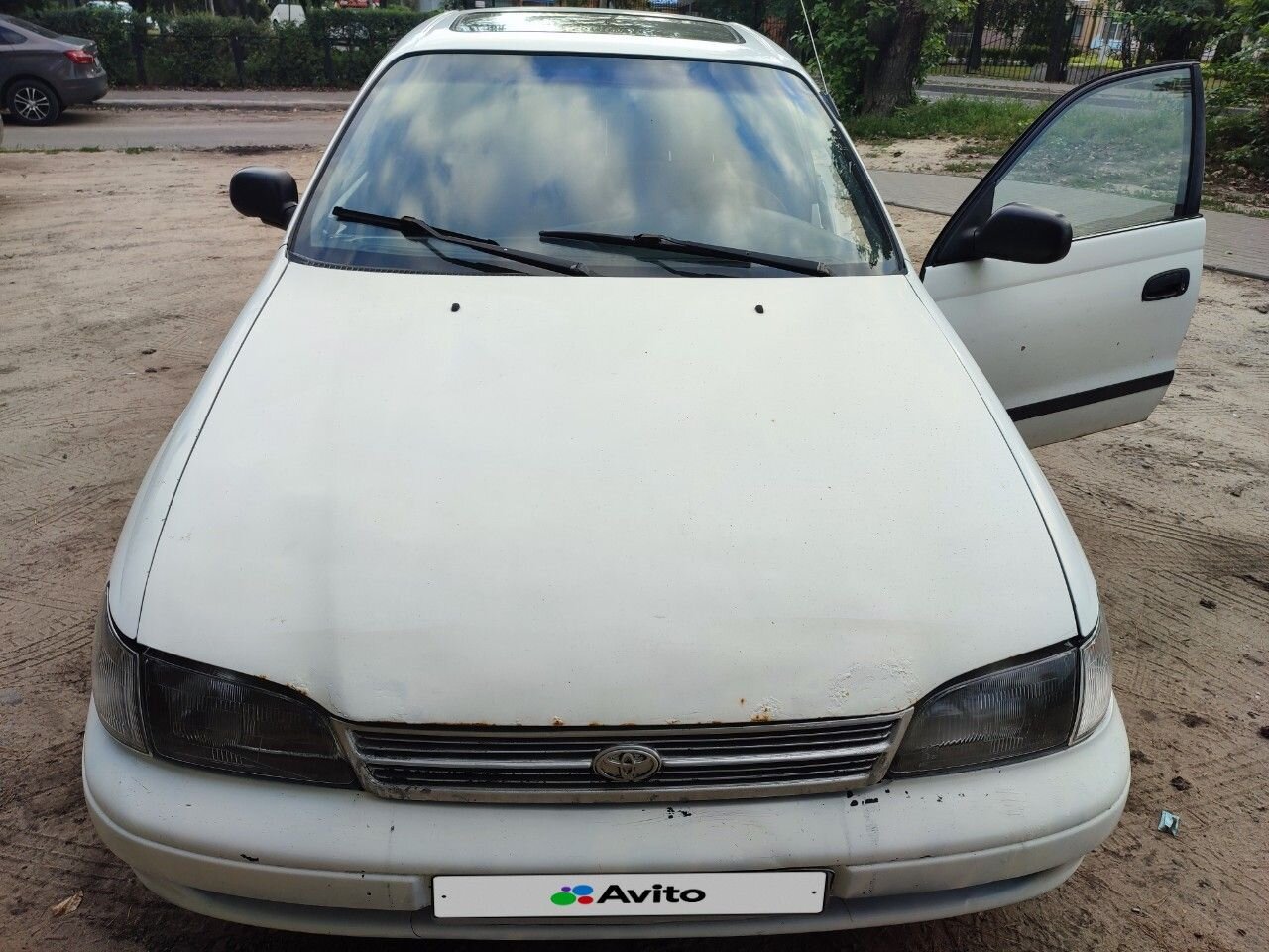 Toyota Carina E: фото владельца