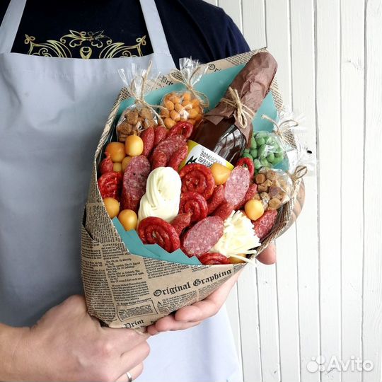 Съедобный букет мужской из колбасок,сыра за 1 день
