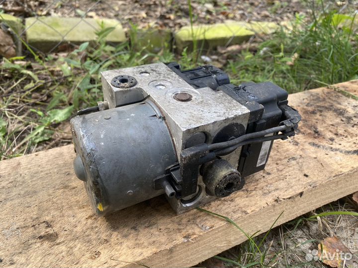 Nissan bluebird u14 блок абс