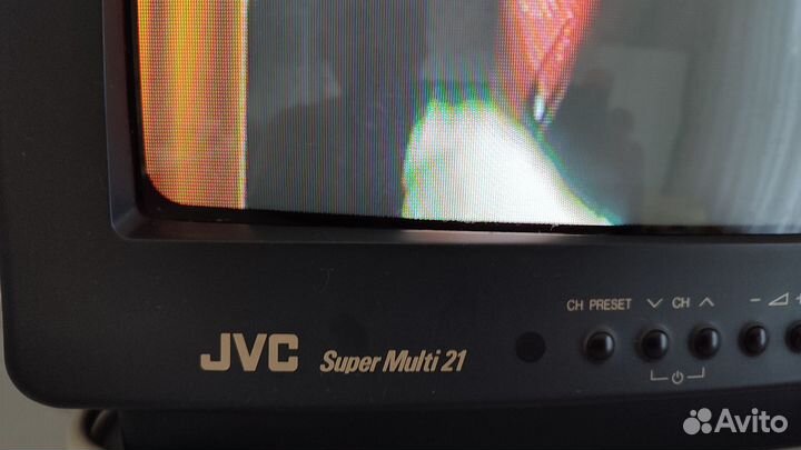 Телевизор JVC кинескопный небольшой
