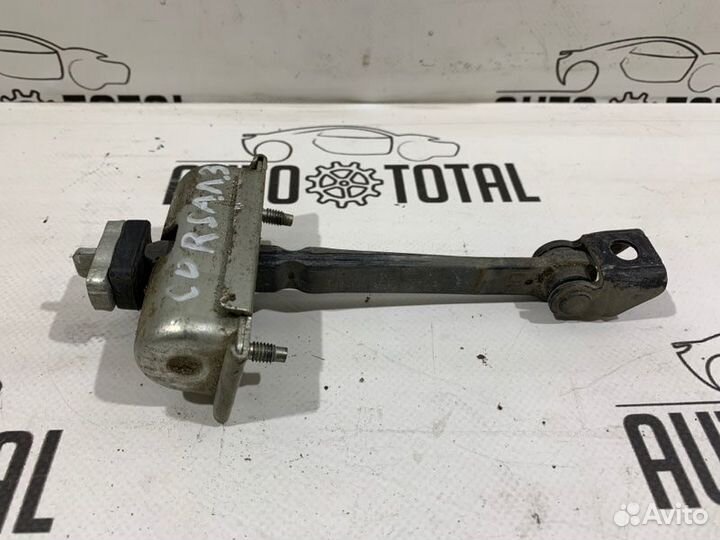 Ограничитель двери задний левый Opel Corsa D