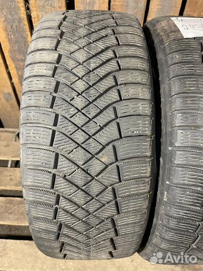 Pirelli Ice Zero FR 245/45 R19 102H