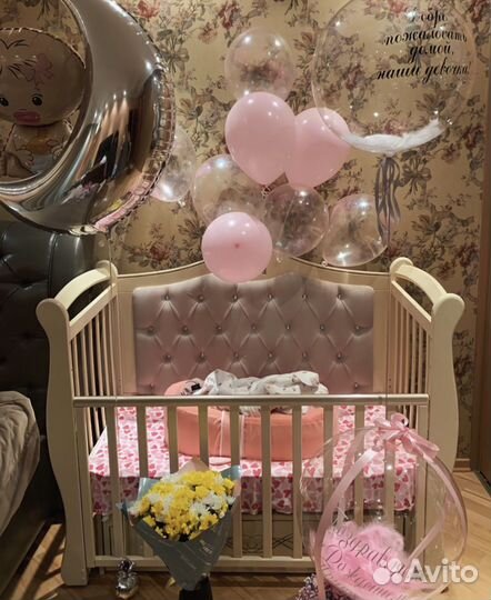 Детская кроватка с маятником