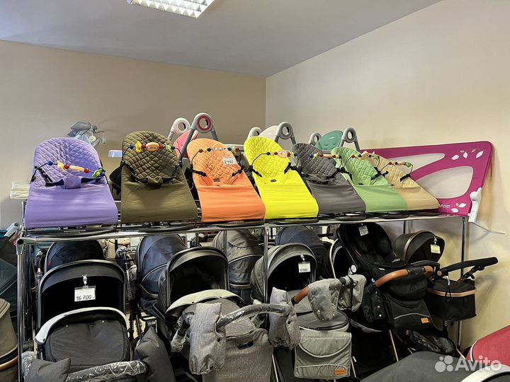 Шезлонг детский переносной компактный